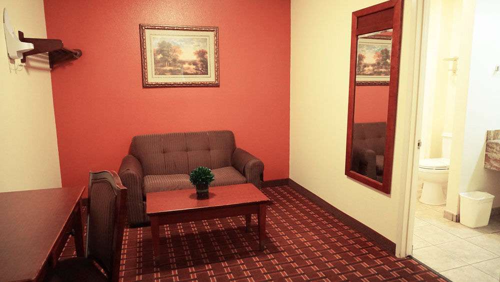 Regency Inn & Suites داوني المظهر الخارجي الصورة